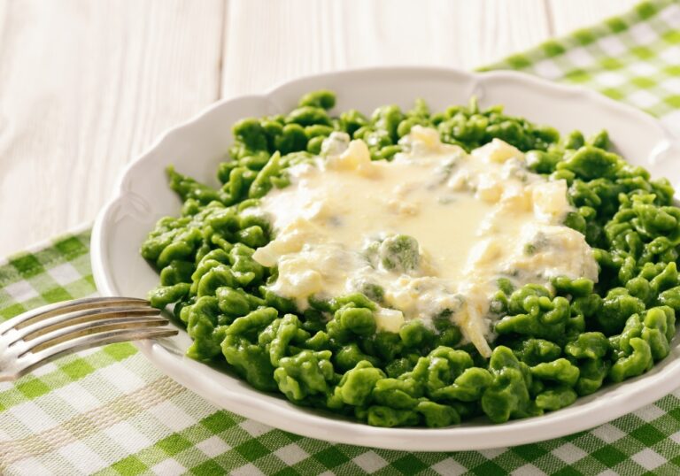 spinach-dumplings-noodle