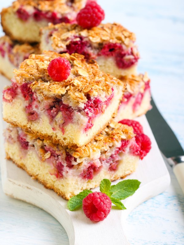 raspberry-sponge-sheet-cake-pieces