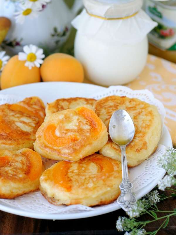 Fruity Spelt Pancakes 2 spelt-pancakes-with-fruits